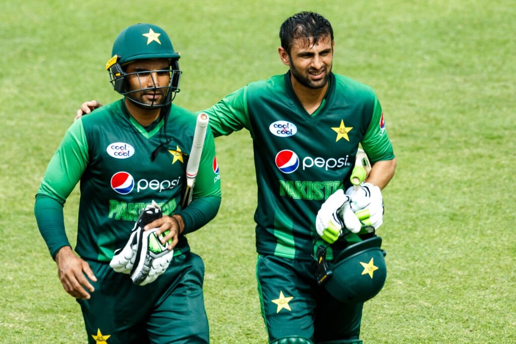 Asif Ali, Shoaib Malik