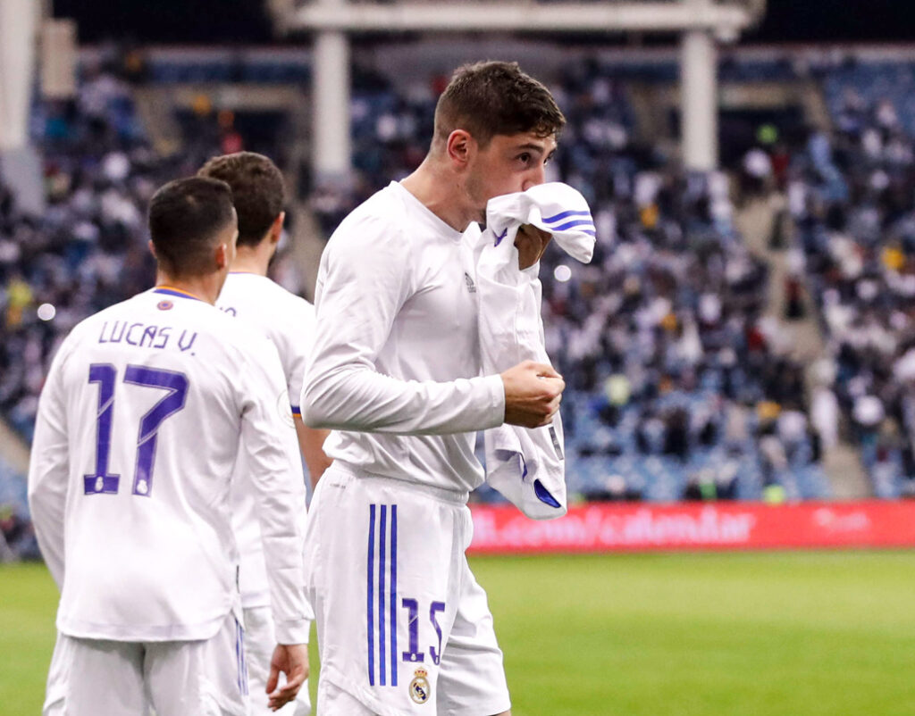 Federico Valverde vs Barcelona