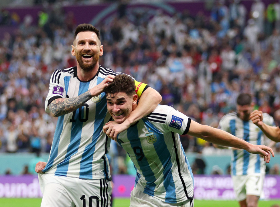 Lionel Messi, Julian Alvarez